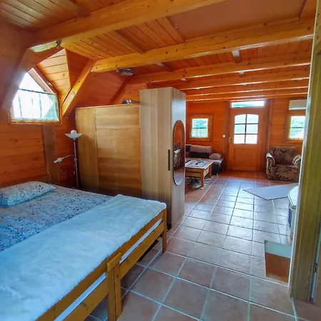 Ferienhaus Vineyard Kralj